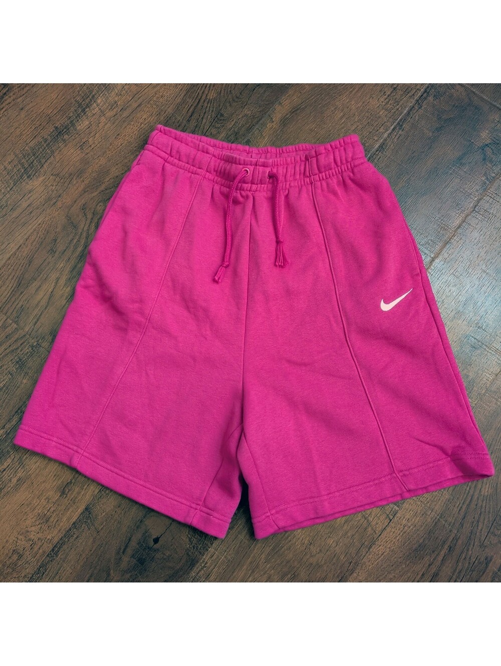 Nike Women's Pink Fleece Sweat Shorts Size XS Swoosh Casual Activewear NWOT
